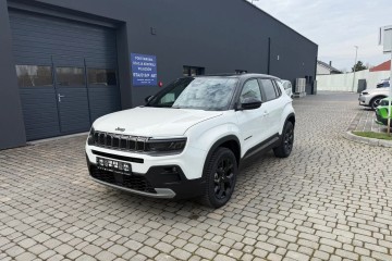 Jeep Avenger Black Edition FWD eDCT6 MHEV 1.2 T3 110 KM AT /2026/